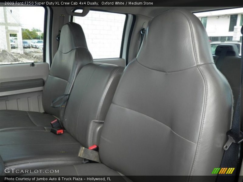 Oxford White / Medium Stone 2009 Ford F350 Super Duty XL Crew Cab 4x4 Dually