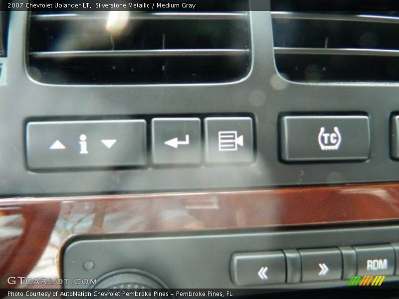 Silverstone Metallic / Medium Gray 2007 Chevrolet Uplander LT