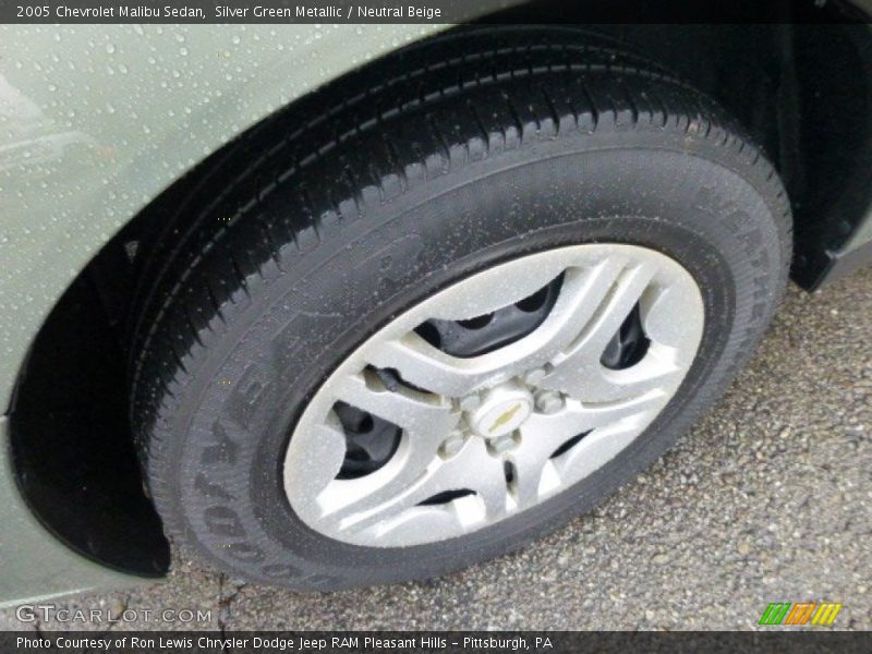 Silver Green Metallic / Neutral Beige 2005 Chevrolet Malibu Sedan