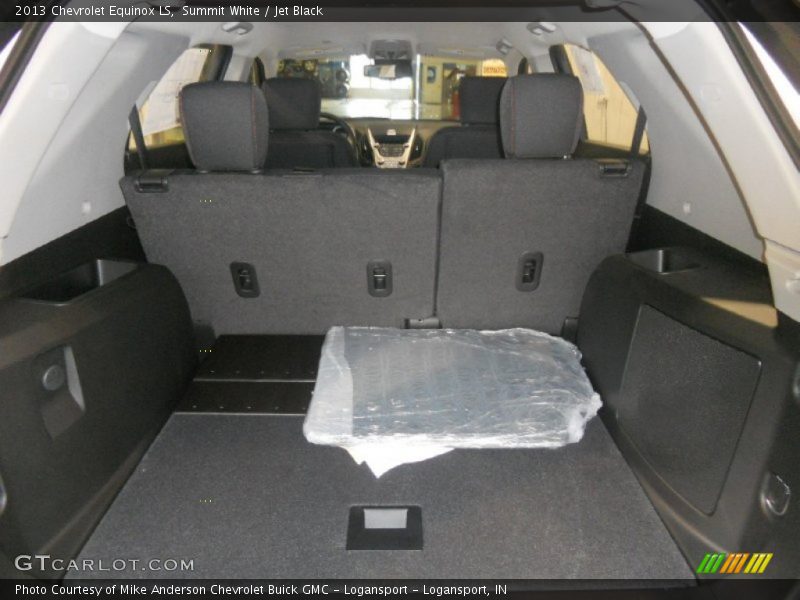 Summit White / Jet Black 2013 Chevrolet Equinox LS