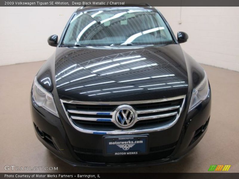 Deep Black Metallic / Charcoal 2009 Volkswagen Tiguan SE 4Motion