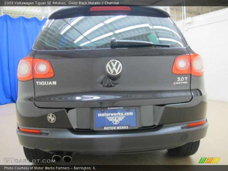 Deep Black Metallic / Charcoal 2009 Volkswagen Tiguan SE 4Motion