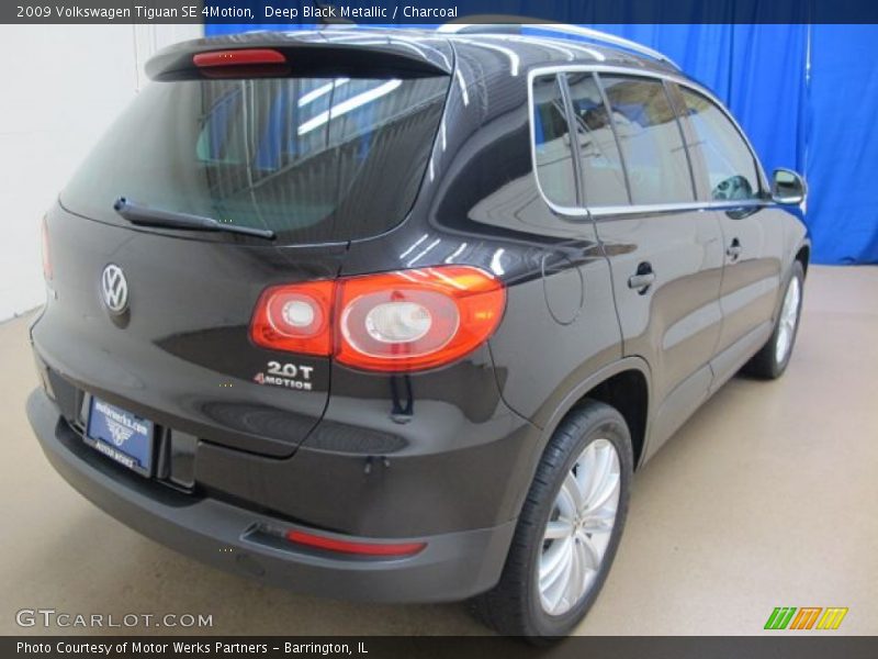 Deep Black Metallic / Charcoal 2009 Volkswagen Tiguan SE 4Motion