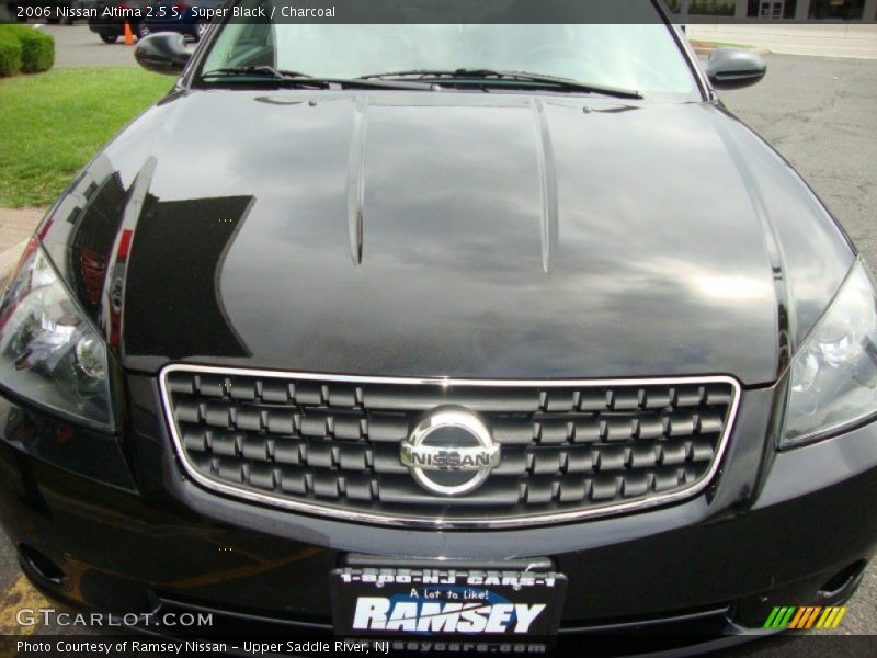 Super Black / Charcoal 2006 Nissan Altima 2.5 S