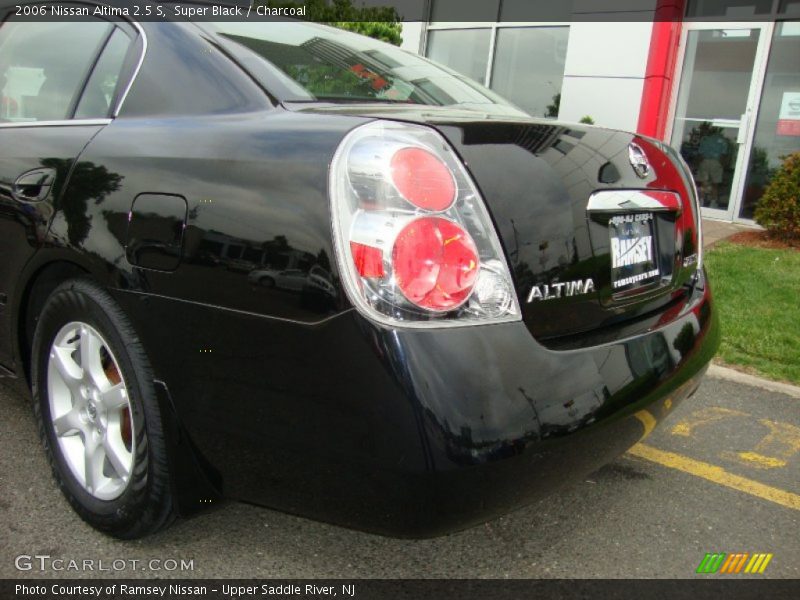 Super Black / Charcoal 2006 Nissan Altima 2.5 S