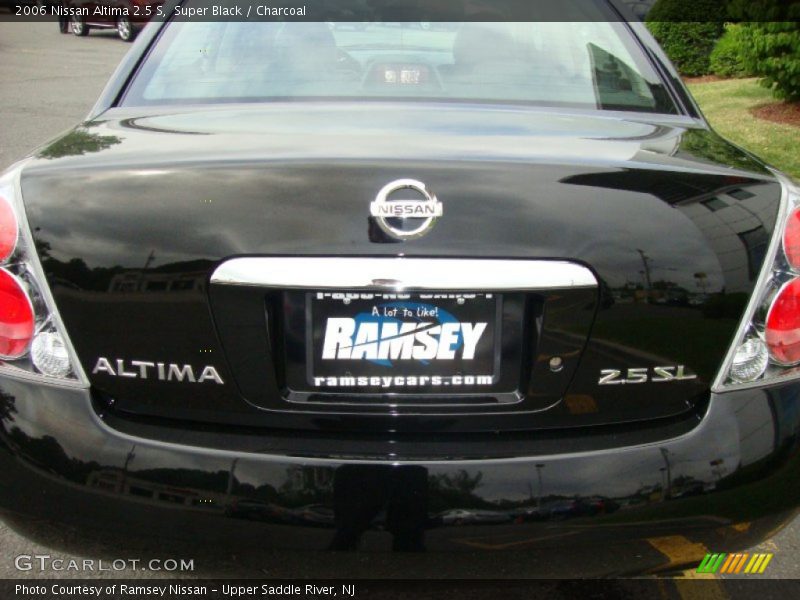 Super Black / Charcoal 2006 Nissan Altima 2.5 S
