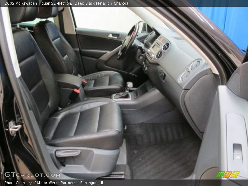 Deep Black Metallic / Charcoal 2009 Volkswagen Tiguan SE 4Motion