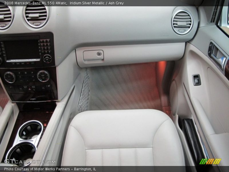 Iridium Silver Metallic / Ash Grey 2008 Mercedes-Benz ML 550 4Matic
