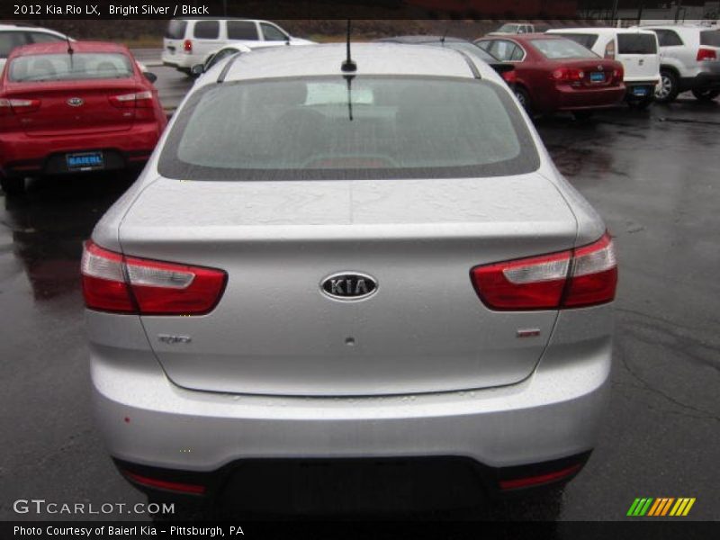 Bright Silver / Black 2012 Kia Rio LX