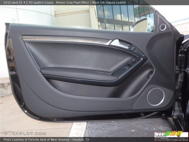 Meteor Gray Pearl Effect / Black Silk Nappa Leather 2010 Audi S5 4.2 FSI quattro Coupe