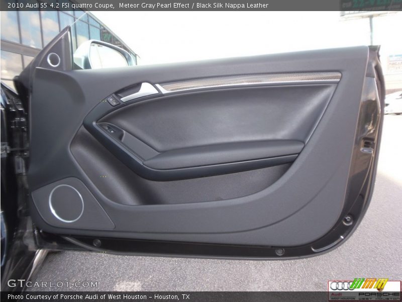 Meteor Gray Pearl Effect / Black Silk Nappa Leather 2010 Audi S5 4.2 FSI quattro Coupe