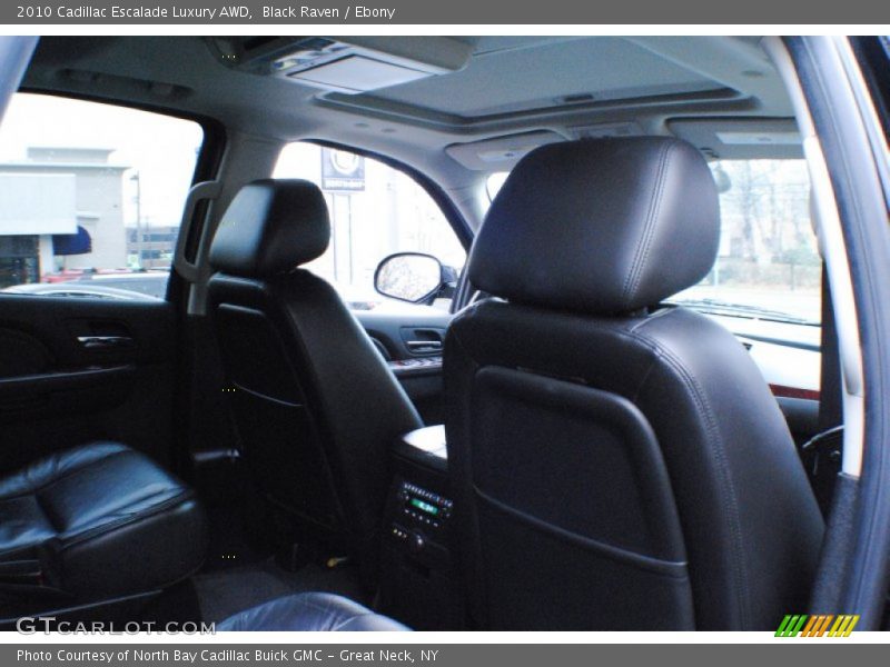 Black Raven / Ebony 2010 Cadillac Escalade Luxury AWD