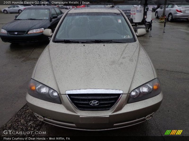 Champagne Metallic / Beige 2005 Hyundai Elantra GLS Sedan