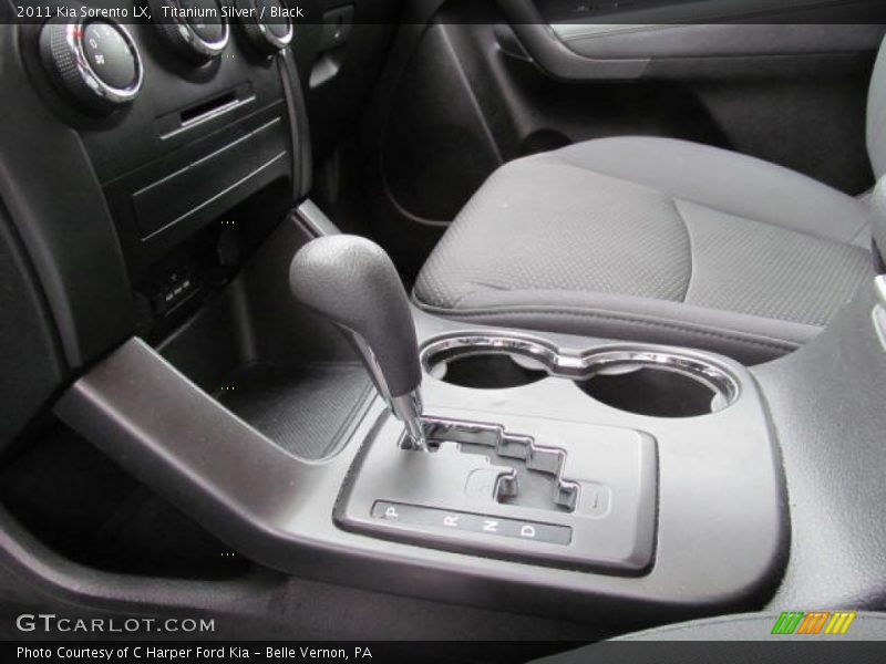 Titanium Silver / Black 2011 Kia Sorento LX