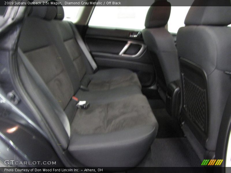 Diamond Gray Metallic / Off Black 2009 Subaru Outback 2.5i Wagon