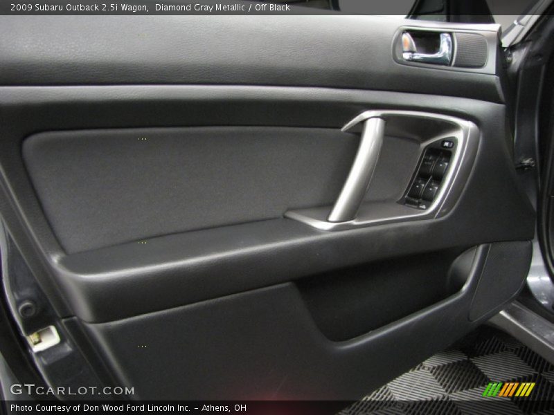 Diamond Gray Metallic / Off Black 2009 Subaru Outback 2.5i Wagon
