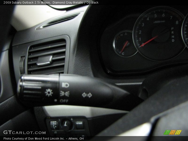 Diamond Gray Metallic / Off Black 2009 Subaru Outback 2.5i Wagon
