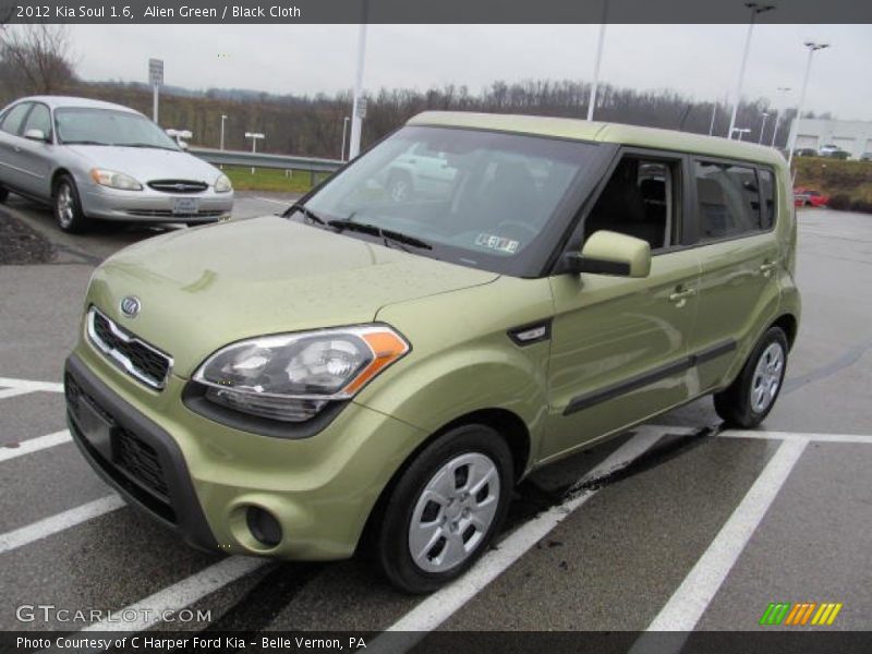 Alien Green / Black Cloth 2012 Kia Soul 1.6