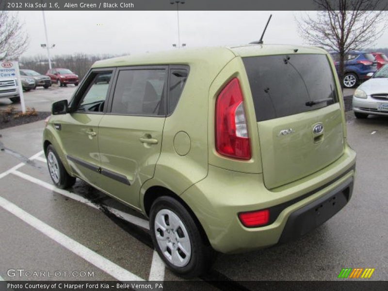 Alien Green / Black Cloth 2012 Kia Soul 1.6