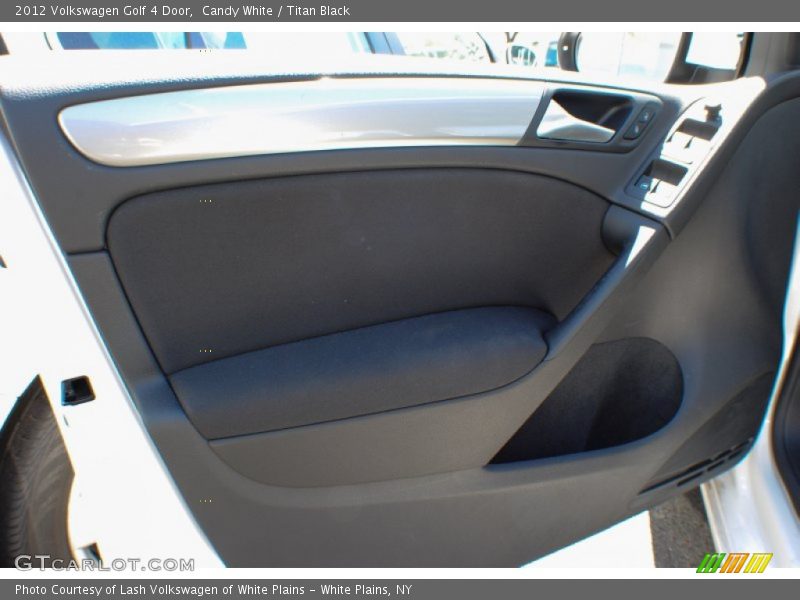 Candy White / Titan Black 2012 Volkswagen Golf 4 Door