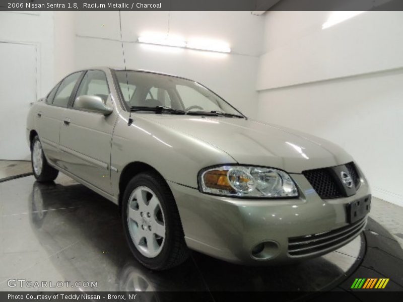 Radium Metallic / Charcoal 2006 Nissan Sentra 1.8