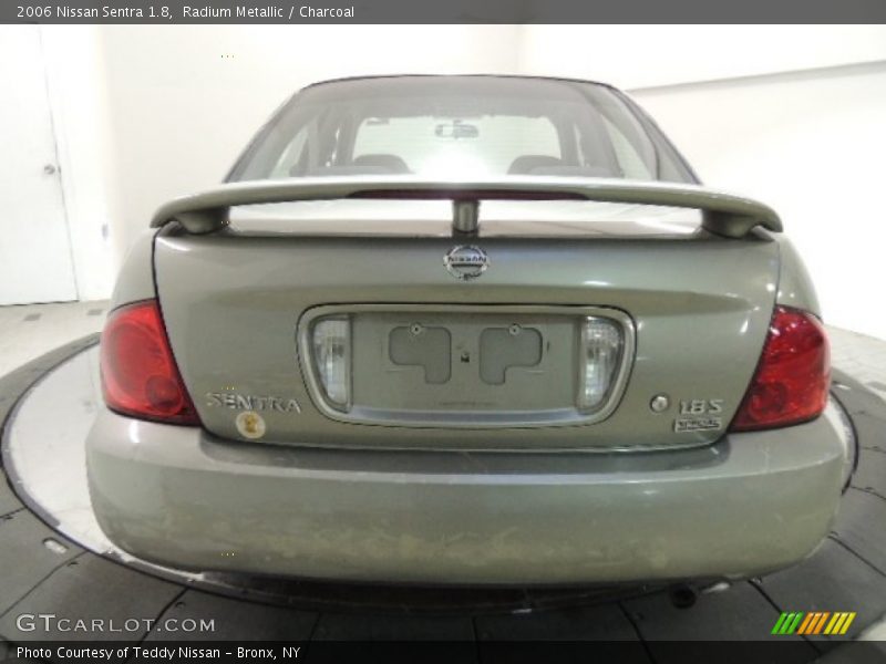 Radium Metallic / Charcoal 2006 Nissan Sentra 1.8