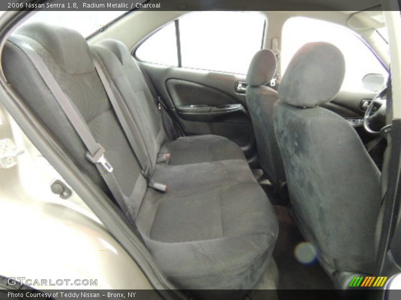 Radium Metallic / Charcoal 2006 Nissan Sentra 1.8