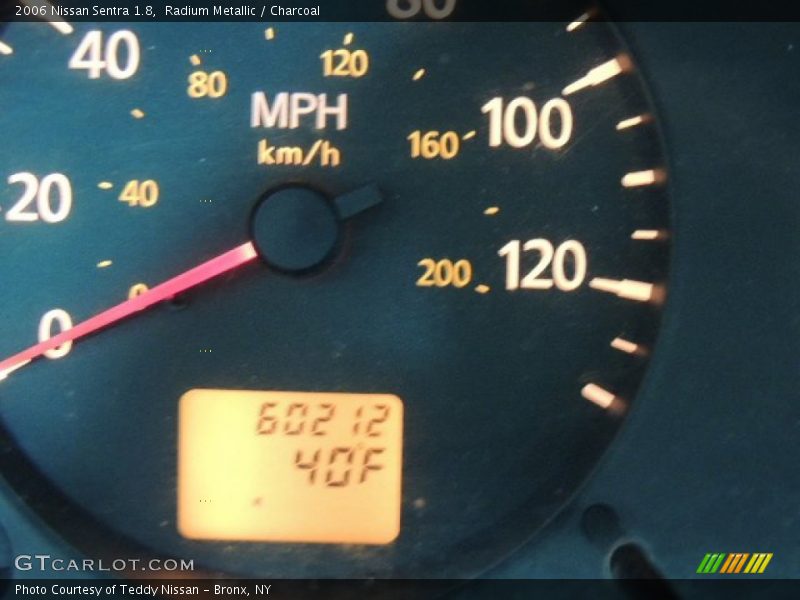 Radium Metallic / Charcoal 2006 Nissan Sentra 1.8