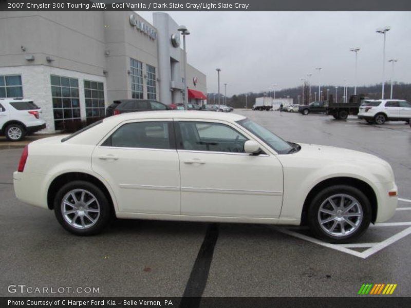 Cool Vanilla / Dark Slate Gray/Light Slate Gray 2007 Chrysler 300 Touring AWD