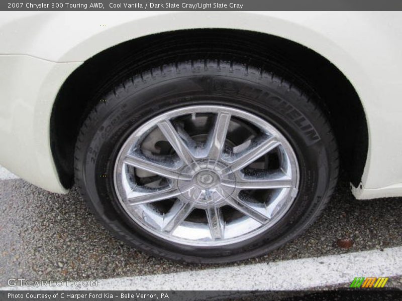 Cool Vanilla / Dark Slate Gray/Light Slate Gray 2007 Chrysler 300 Touring AWD