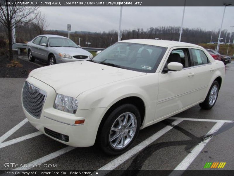 Cool Vanilla / Dark Slate Gray/Light Slate Gray 2007 Chrysler 300 Touring AWD