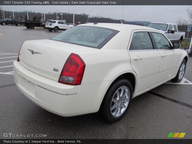Cool Vanilla / Dark Slate Gray/Light Slate Gray 2007 Chrysler 300 Touring AWD