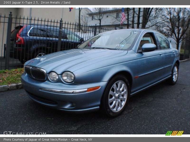 Zircon Metallic / Sand 2003 Jaguar X-Type 2.5