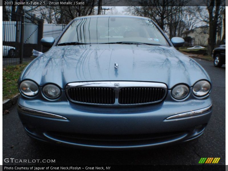 Zircon Metallic / Sand 2003 Jaguar X-Type 2.5