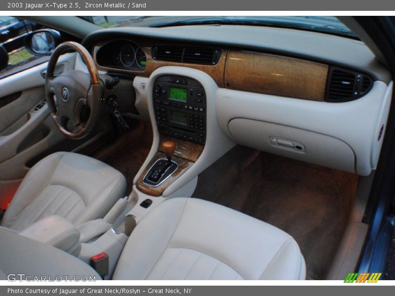 Zircon Metallic / Sand 2003 Jaguar X-Type 2.5