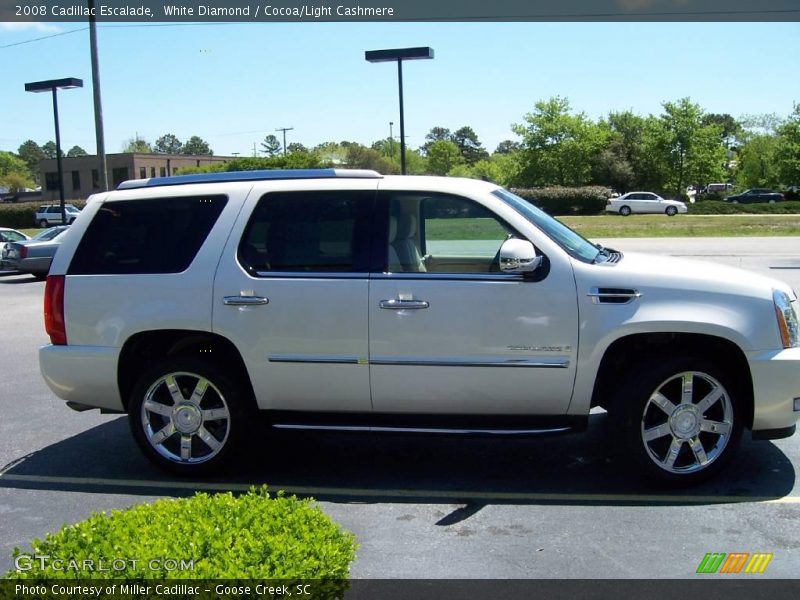 White Diamond / Cocoa/Light Cashmere 2008 Cadillac Escalade