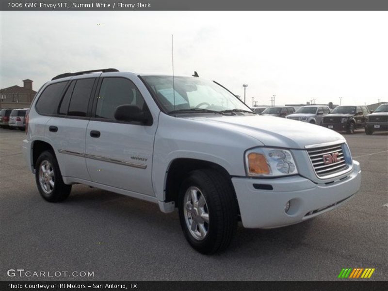 Summit White / Ebony Black 2006 GMC Envoy SLT
