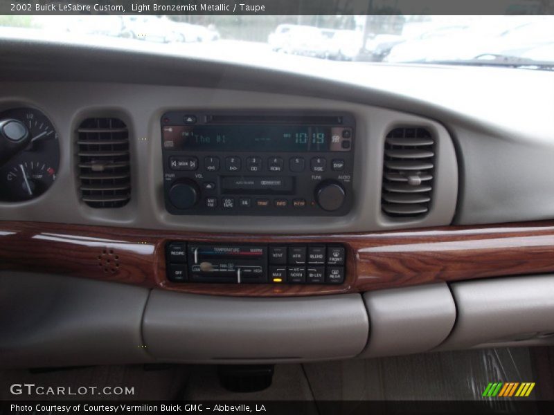 Light Bronzemist Metallic / Taupe 2002 Buick LeSabre Custom