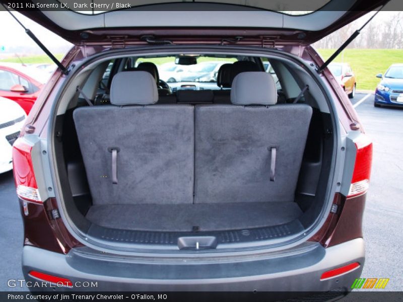 Dark Cherry / Black 2011 Kia Sorento LX