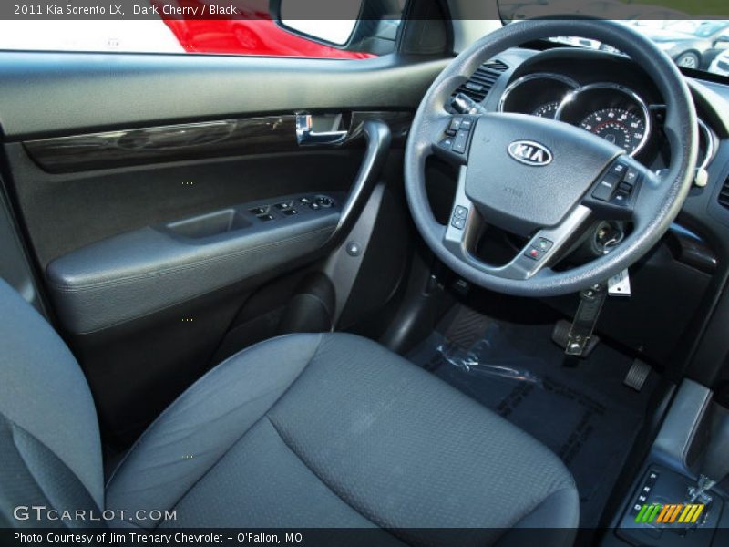 Dark Cherry / Black 2011 Kia Sorento LX