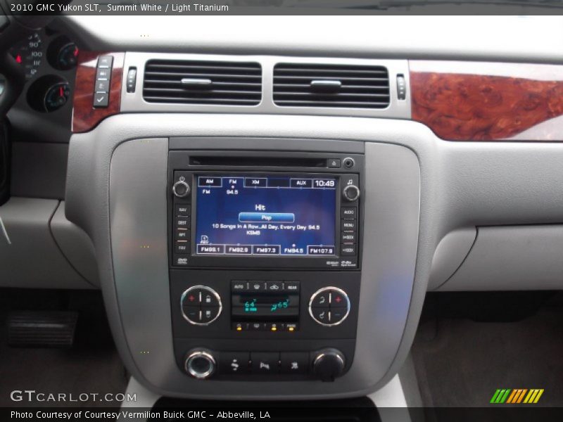 Summit White / Light Titanium 2010 GMC Yukon SLT