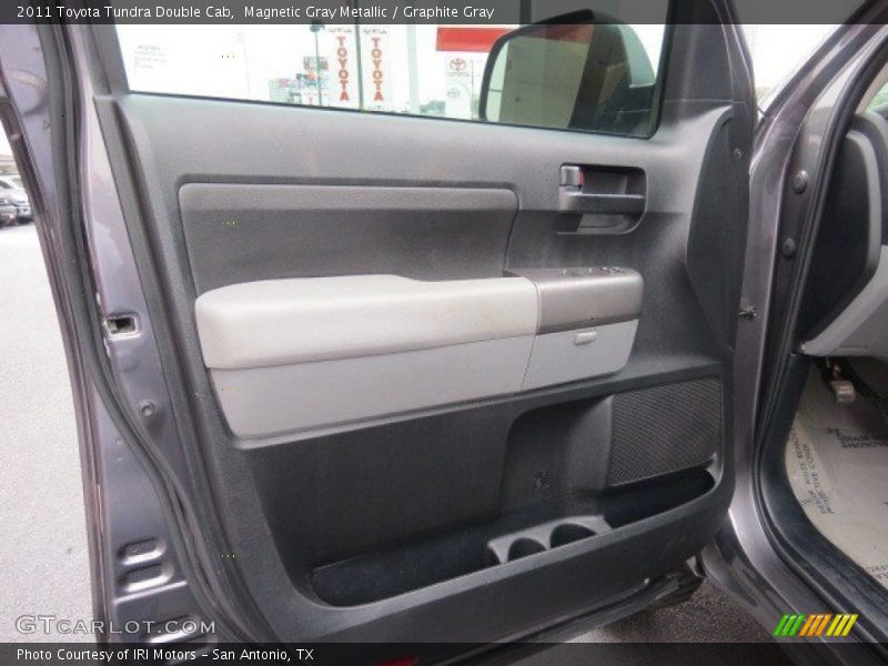 Magnetic Gray Metallic / Graphite Gray 2011 Toyota Tundra Double Cab