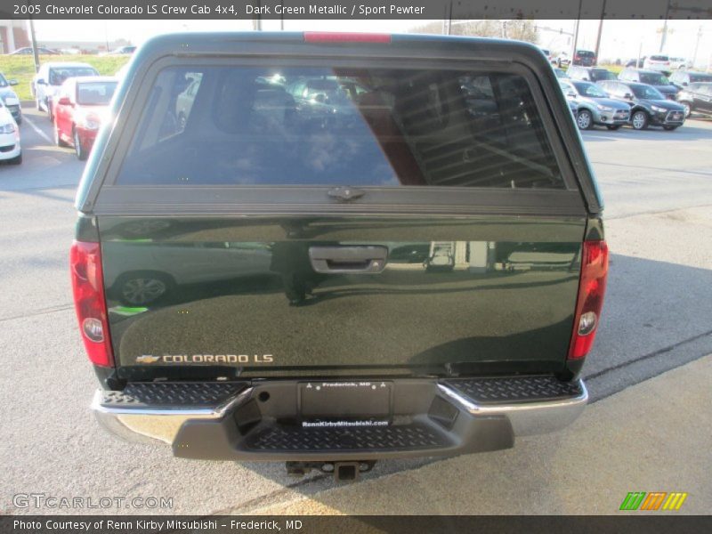 Dark Green Metallic / Sport Pewter 2005 Chevrolet Colorado LS Crew Cab 4x4