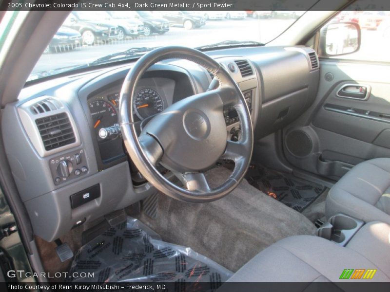 Dark Green Metallic / Sport Pewter 2005 Chevrolet Colorado LS Crew Cab 4x4