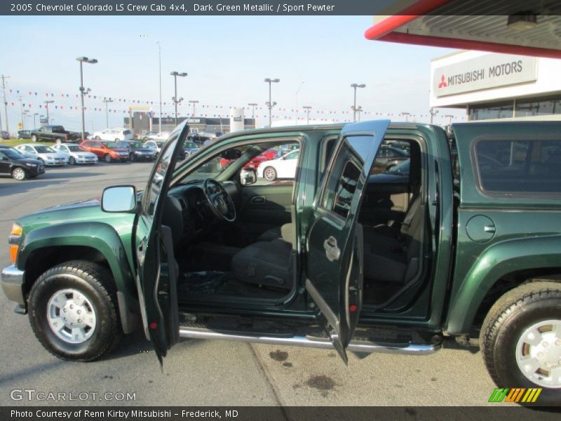 Dark Green Metallic / Sport Pewter 2005 Chevrolet Colorado LS Crew Cab 4x4