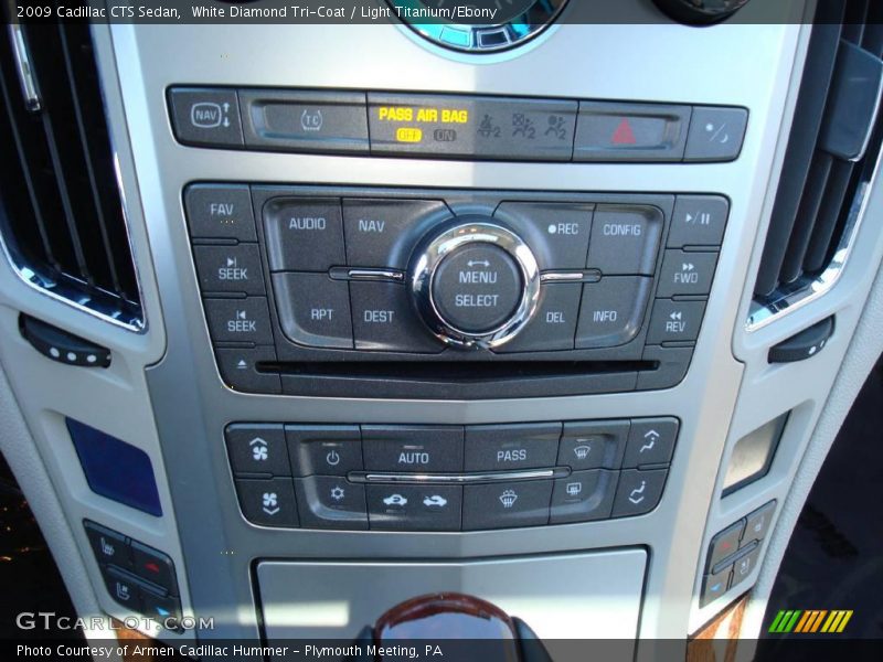 White Diamond Tri-Coat / Light Titanium/Ebony 2009 Cadillac CTS Sedan