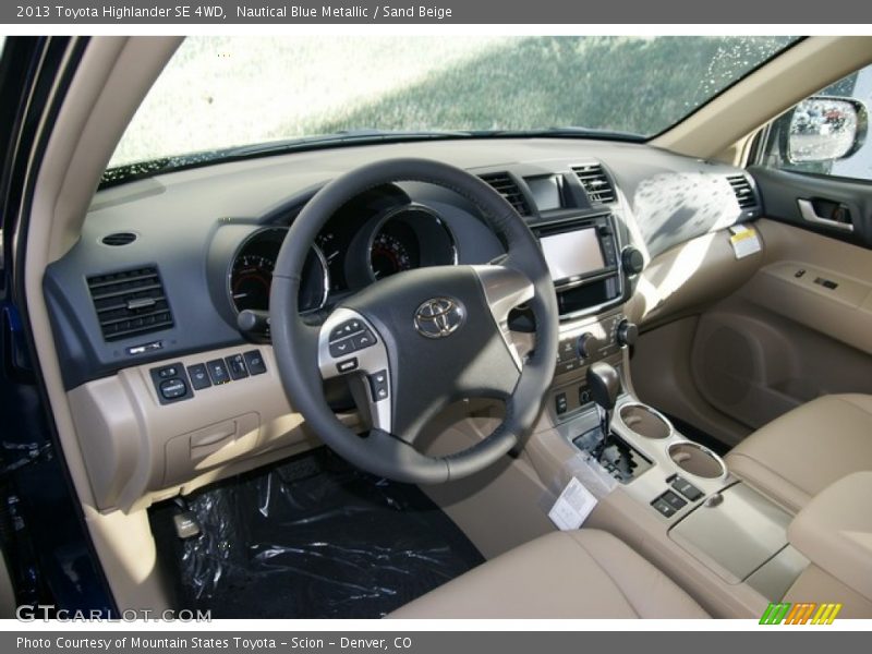 Nautical Blue Metallic / Sand Beige 2013 Toyota Highlander SE 4WD