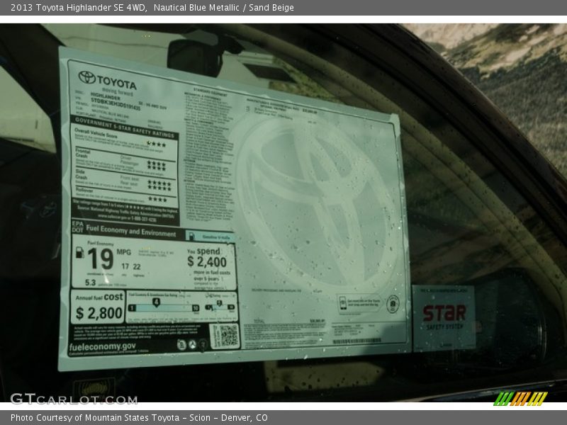 Nautical Blue Metallic / Sand Beige 2013 Toyota Highlander SE 4WD