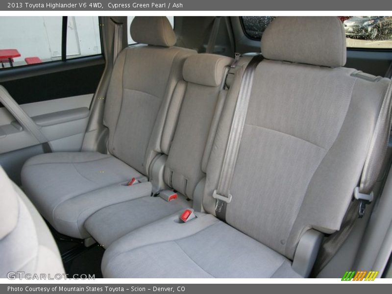 Cypress Green Pearl / Ash 2013 Toyota Highlander V6 4WD