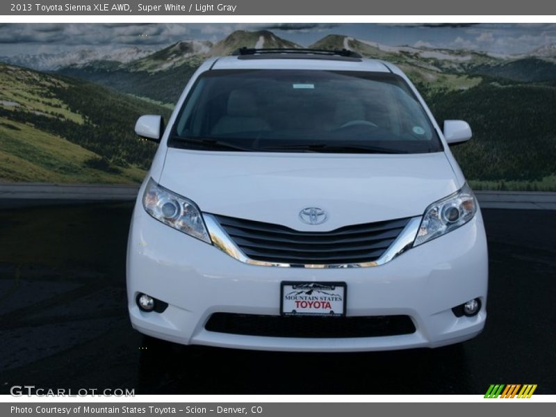Super White / Light Gray 2013 Toyota Sienna XLE AWD